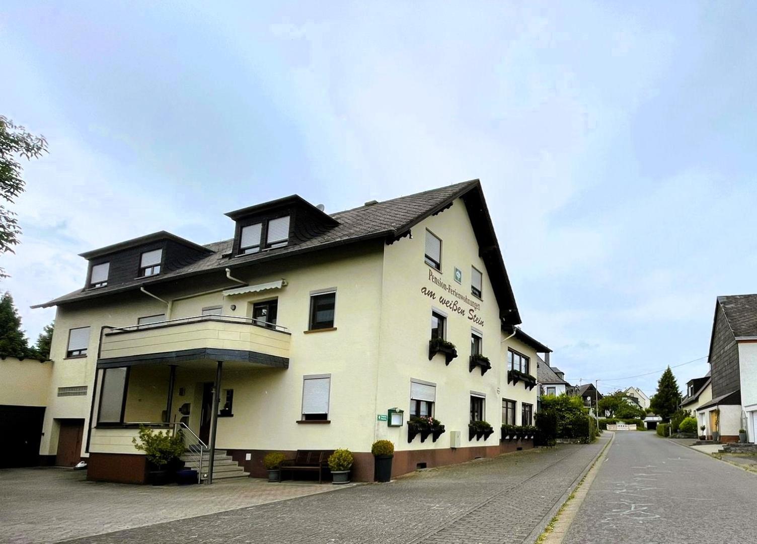 Gaestehaus "Am Weissen Stein" Cochem Exterior foto
